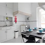 Houze Spacious Apartment In Lapa Near Riverside *